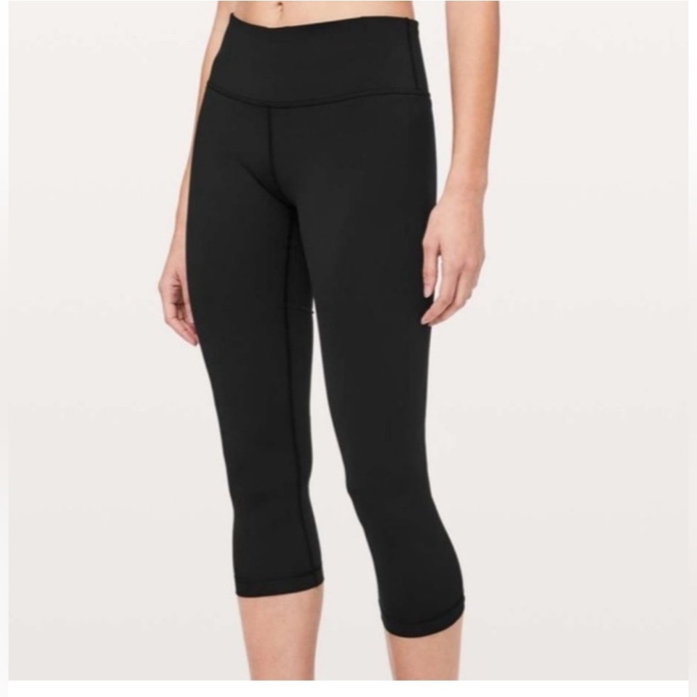 LULULEMON Wunder Under Capri Tight BLACK Pull On Size 6 Black Cropped